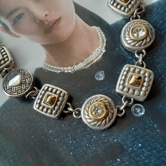 BRIGHTON LINK TWO TONE REVERSIBLE CRYSTAL BRACELET - Picture 6 of 6